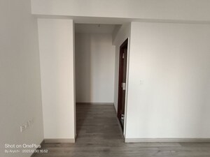 Room in 2 BHK Apartment at Hero Homes Phase 2, Sector 104 – for Sale