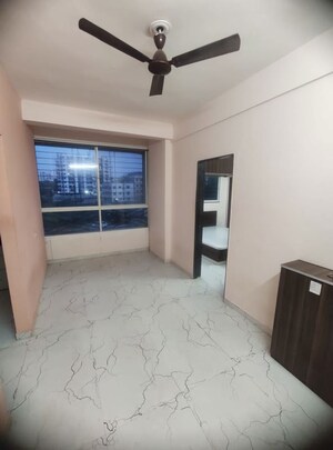 Hall in 2 BHK Builder Floor at Kamgar Putala Vasahat – for Rent