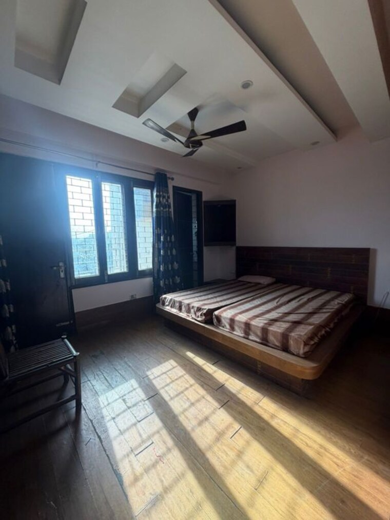 Bedroom, civil lines 3 Bedroom 1800 Sq.Ft. Builder Floor In Civil Lines Gurgaon 10400411