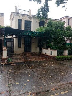 5 BHK + Pooja Room,Servant Room Villa For Sale in Jaypee Green Villas