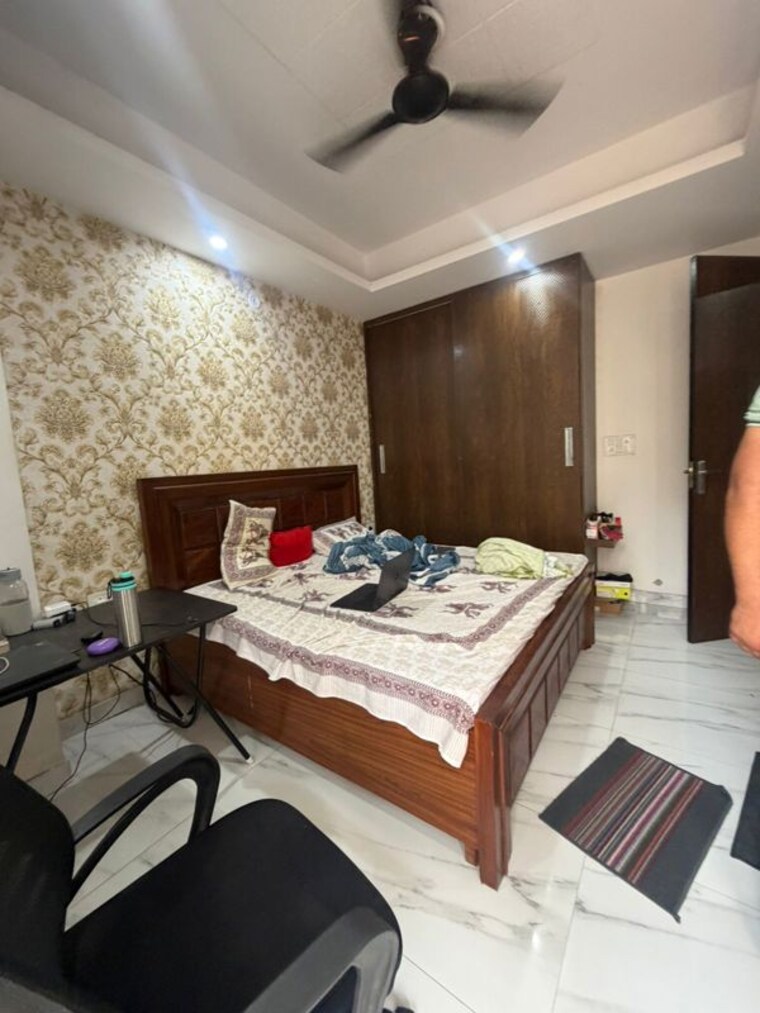 Bedroom, sector 30 3 Bedroom 1600 Sq.Ft. Builder Floor In Sector 30 Gurgaon 10400414