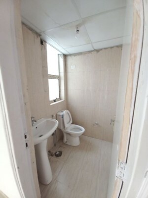 Bathroom in 2.5 BHK Apartment at Imperia Esfera, Sector 37c – for Rent
