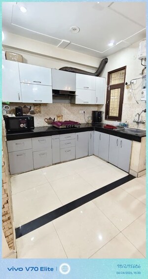 Kitchen in 2 BHK Builder Floor at Sector 30 – for Rent