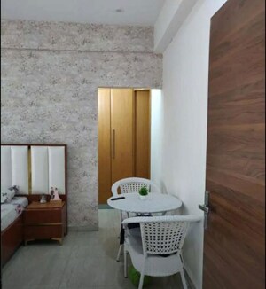 Room in 3 BHK Apartment at Trishla City, Patiala Road – for Rent