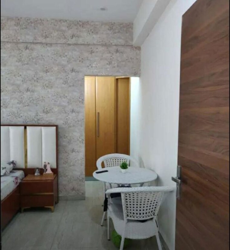 Room, trishla-city 3 Bedroom 1500 Sq.Ft. Apartment In Patiala Road Zirakpur 10400422