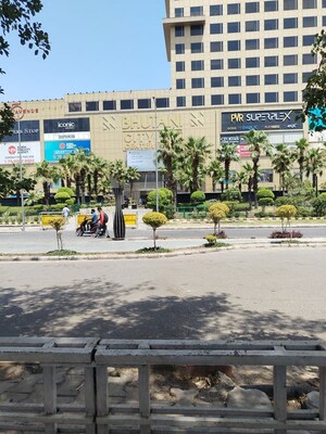  Shop – Exterior View View at Sector 34 - for Sale