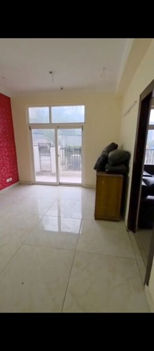 Living Room in 5 BHK Apartment at Amrapali Platinum, Sector 119 – for Rent