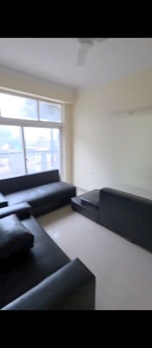 Team Area in 5 BHK Apartment at Amrapali Platinum, Sector 119 – for Rent