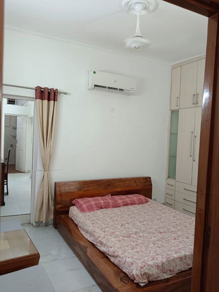 Bedroom, lajpat nagar 4 2 Bedroom 1002 Sq.Ft. Builder Floor In Lajpat Nagar 4 Delhi 10400498