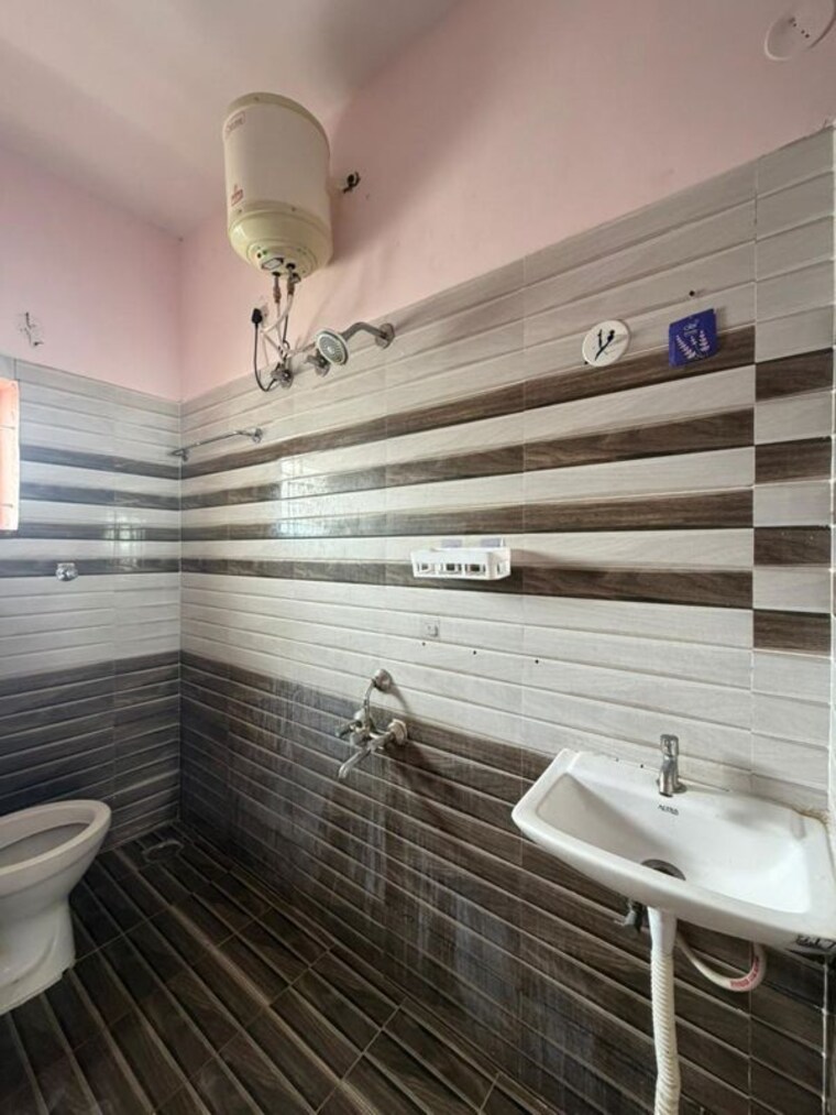 Bathroom, bettadasanapura 1 Bedroom 700 Sq.Ft. Independent House In Bettadasanapura Bangalore 10370612