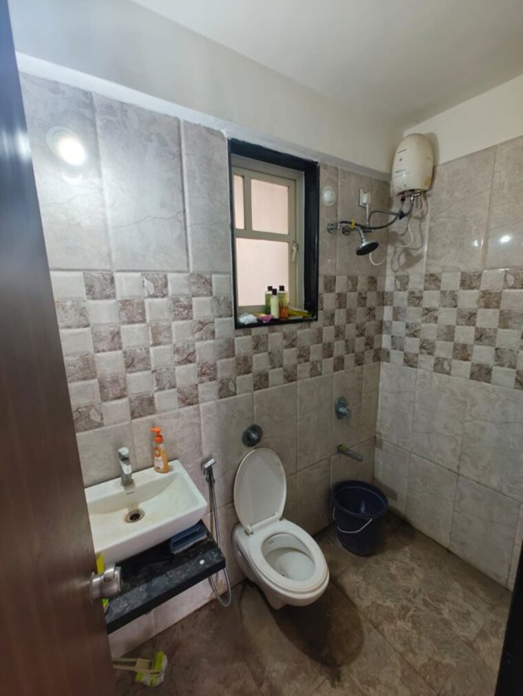 Bathroom, kohinoor-tinsel-county 2 Bedroom 750 Sq.Ft. Apartment In Hinjewadi Pune 10400518