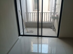 1 BHK Apartment For Rent in Kamgar Putala Vasahat