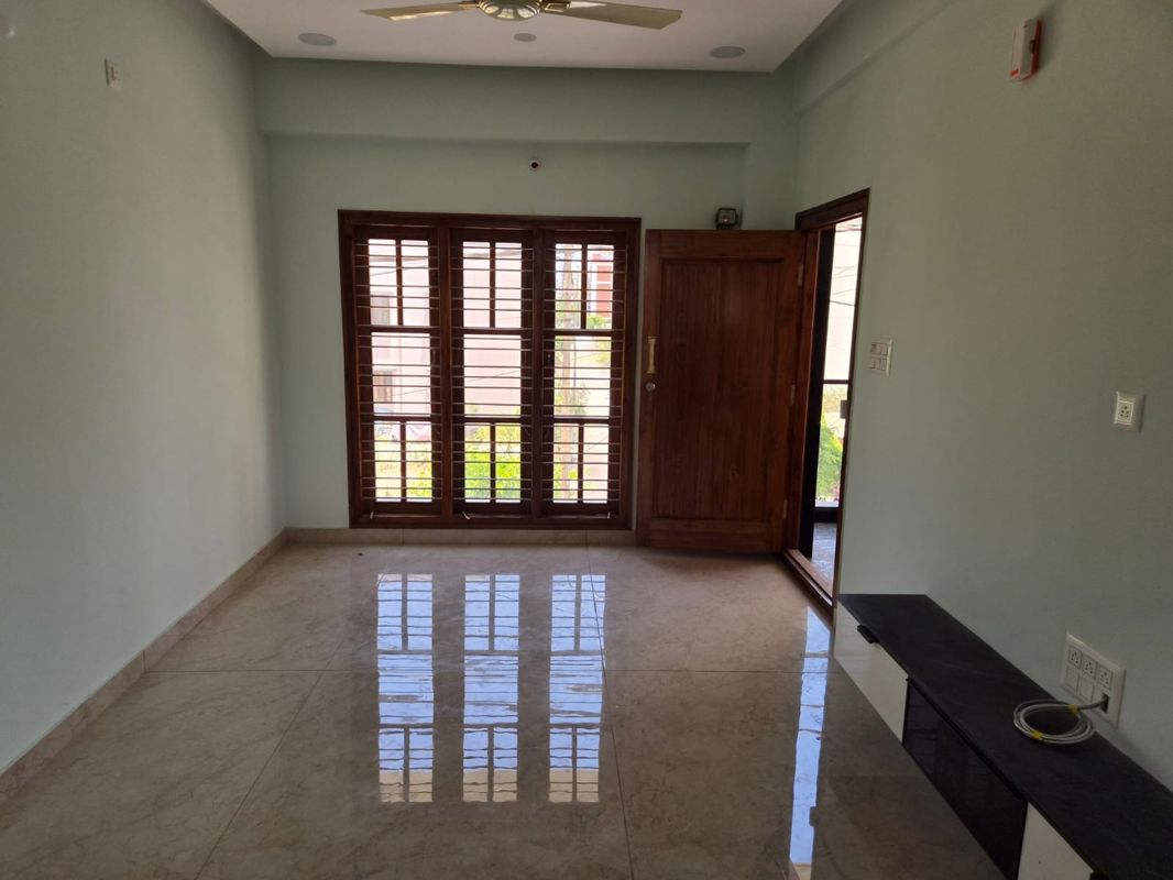 2 BHK + Pooja Room Independent House For Rent in Jakkuru