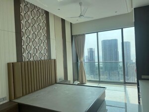 Room in 4 BHK Apartment at Rustomjee Crown, Prabhadevi – for Sale