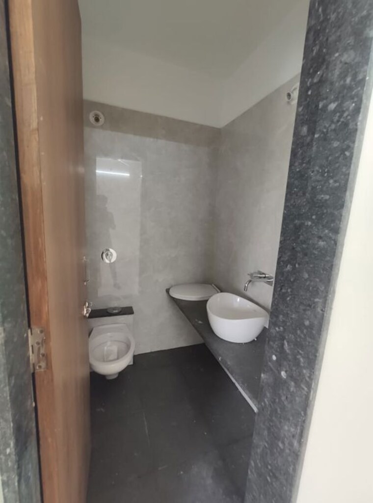 Bathroom, icon-westwood-estates 3 Bedroom 1200 Sq.Ft. Apartment In Wakad Pune 10400562