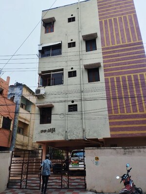 2 BHK Apartment For Sale in Patamata