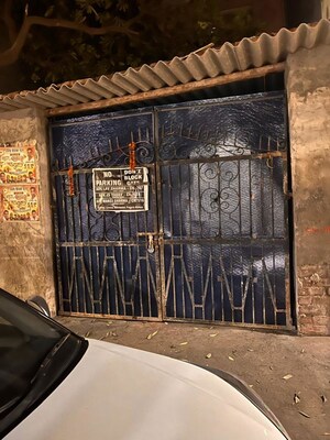  Warehouse For Rent in Uttam Nagar West