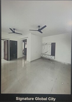 2 BHK Apartment For Sale in Signature Global City