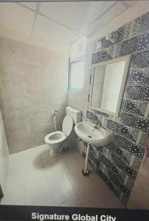 Bathroom in 2 BHK Apartment at Signature Global City, Sector 37d – for Sale