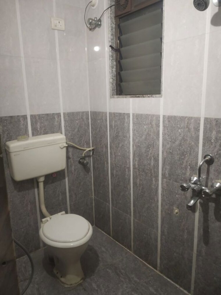 Bathroom, mahavir-plaza 2 Bedroom 1150 Sq.Ft. Apartment In Airoli Navi Mumbai 10395835