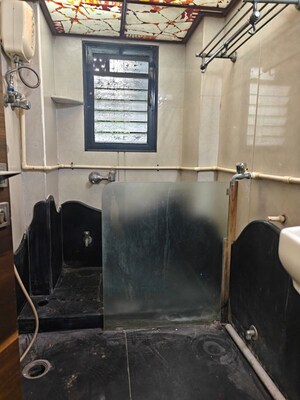 Bathroom in 3 BHK Apartment at Meena Towers Apartment, Chembur – for Rent