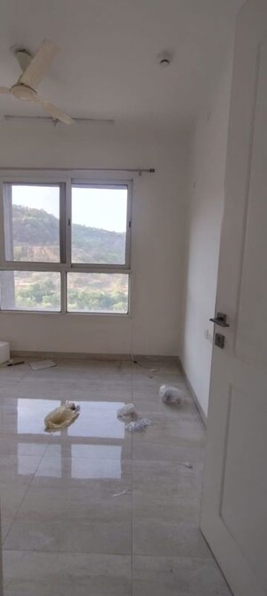 Room in 2 BHK Apartment at Mittal Pebbles High Mont, Hinjewadi – for Rent