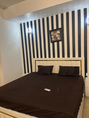 Bedroom in 4 BHK Apartment at Emaar Orange Castle, Gomti Nagar – for Rent