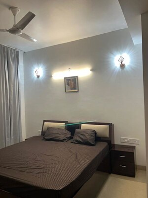 Bedroom in 4 BHK Apartment at Emaar Orange Castle, Gomti Nagar – for Rent