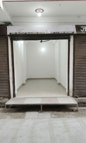  Shop For Sale in Rk Puram