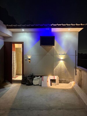 Terrace in 1 RK Builder Floor at Govindpuri – for Rent