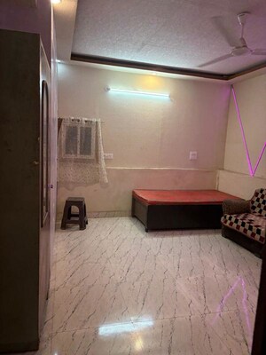 Room in 1 RK Builder Floor at Govindpuri – for Rent