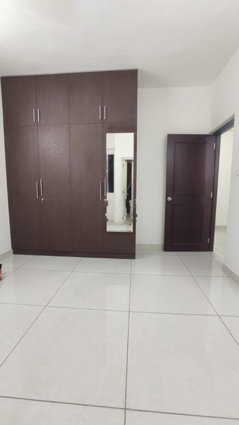 Room, lakeside-heights 3.5 Bedroom 1715 Sq.Ft. Apartment In Whitefield Bangalore 10400800
