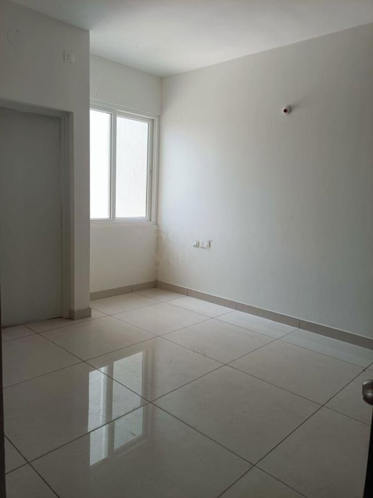 Room, lakeside-heights 3.5 Bedroom 1715 Sq.Ft. Apartment In Whitefield Bangalore 10400800