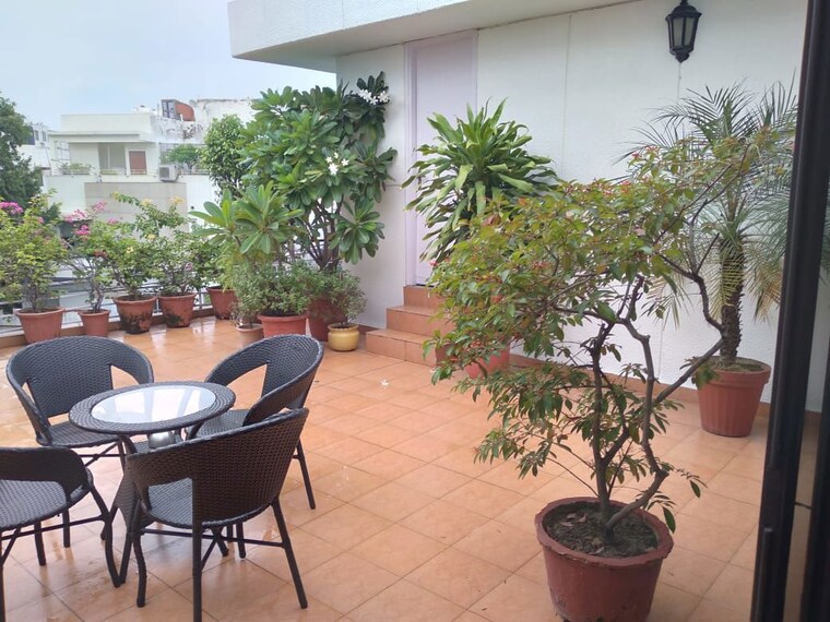 Team Area, sector 51 3 Bedroom 100 Sq.Yd. Builder Floor In Sector 51 Gurgaon 10400836