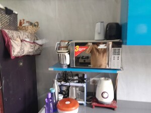 Furnished Amenities in 3 BHK Apartment at Mavani Geetanjali, Ghatkopar East – for Rent