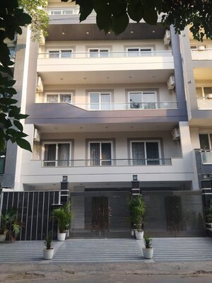 3 BHK Builder Floor For Rent in Sushant Lok I