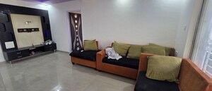 Living Room in 2.5 BHK Apartment at Disha Horizon, Viman Nagar – for Rent