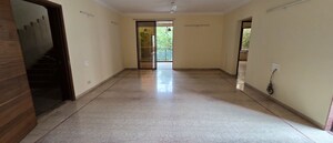 Room in 3 BHK Apartment at Kalyani Nagar – for Rent