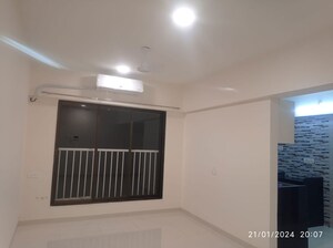 Room in 1 BHK Apartment at Bhoomi Samarth C Wing, Goregaon East – for Rent