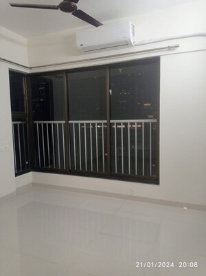1 BHK Apartment For Rent in Bhoomi Samarth C Wing, Goregaon East