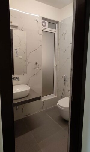 Bathroom in 3.5 BHK Apartment at Subhash Nagar – for Rent