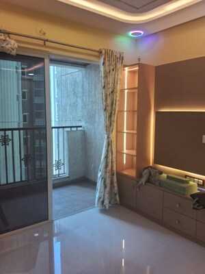 Room in 1 BHK Apartment at Lodha Panacea 1, Dombivli East – for Rent