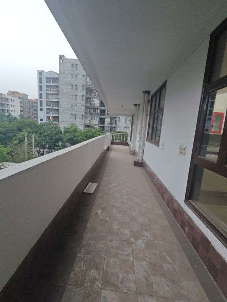 Balcony, atlantis-cghs 3 Bedroom 2610 Sq.Ft. Apartment In Sector 47 Gurgaon 10400928