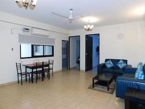 Living Room in 1 BHK Builder Floor at Sector 52 – for Rent