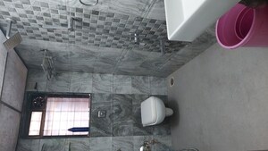 Bathroom in 2 BHK Apartment at Palm Villa Santacruz, Santacruz East – for Rent