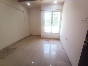 Room in 2 BHK Apartment at Pride Manhattan, Charholi Budruk – for Rent