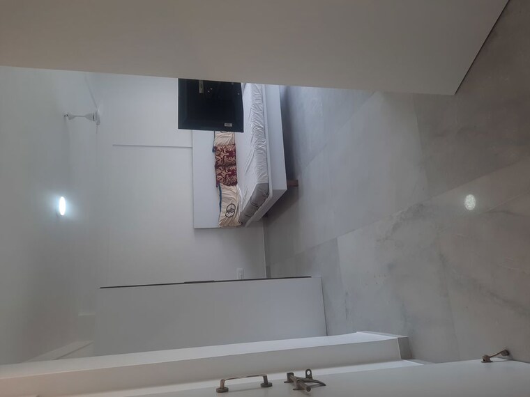 Room, jolly-maker-apartment 1 Bedroom 841 Sq.Ft. Apartment In Cuffe Parade Mumbai 10401067