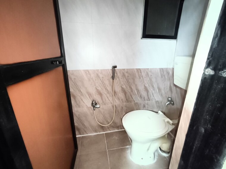 Bathroom, amaltas-chs-vasant-vihar 1 Bedroom 412 Sq.Ft. Apartment In Vasant Vihar Thane 10401120