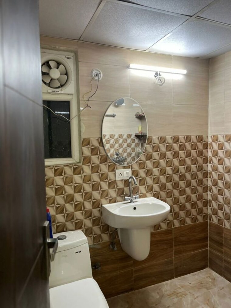 Bathroom, geotech-pristine-avenue 2.5 Bedroom 1245 Sq.Ft. Apartment In Sector 16c Greater Noida Greater Noida 10401158