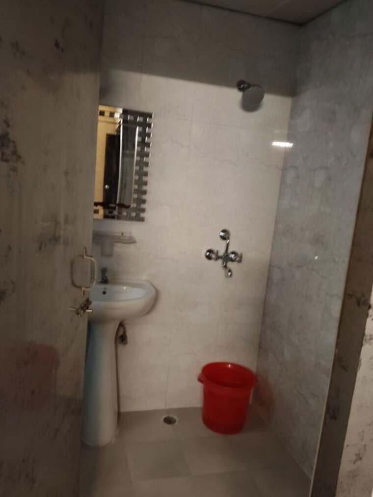 Bathroom, pivotal-devaan 1 Bedroom 450 Sq.Ft. Apartment In Sector 84 Gurgaon 10401160